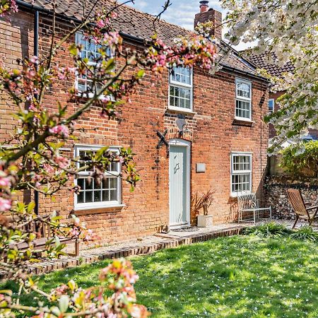 Cobblers Cottage - Holt Холт Экстерьер фото